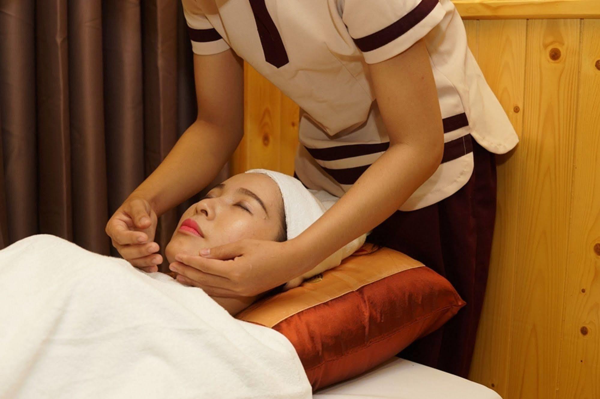 Bac Cuong Hotel Ντα Νανγκ Εξωτερικό φωτογραφία